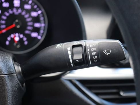 Used 2023 Kia Forte LXS image 23