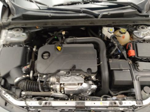 Used 2024 Chevrolet Malibu LT FWD image 30
