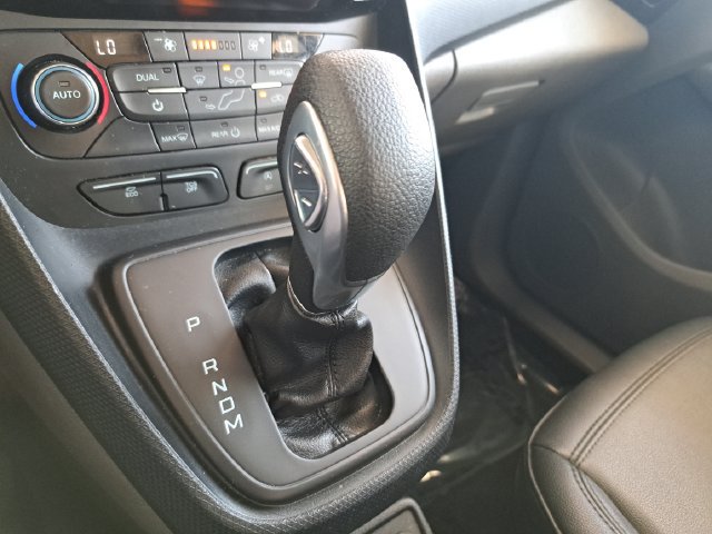Used 2023 Ford Transit Connect XL FWD image 15
