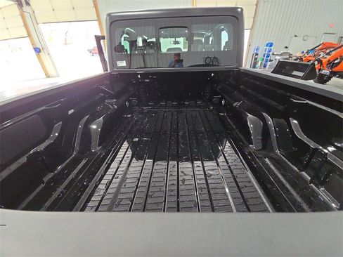 New 2026 Jeep Gladiator Sport image 27