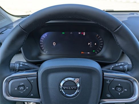 New 2026 Volvo XC40 B5 Plus w/ Protection Package Premier image 38