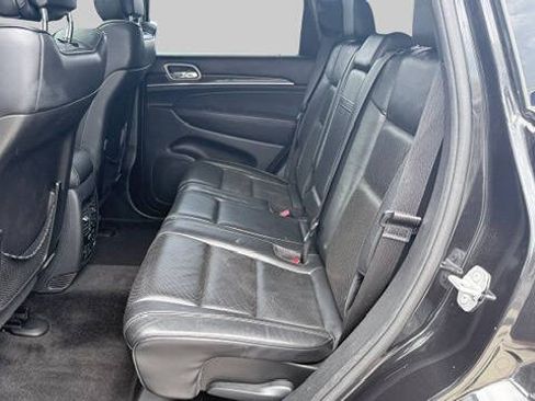 Used 2015 Jeep Grand Cherokee Overland w/ Advanced Technology Group AWD/4WD image 10
