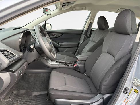 Used 2019 Subaru Impreza 2.0i image 12