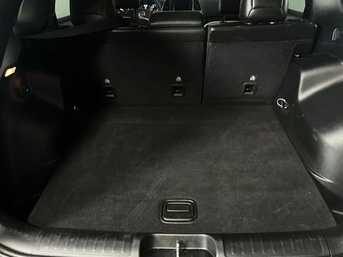 Used 2020 Jeep Cherokee Latitude Plus w/ Comfort/Convenience Group image 26