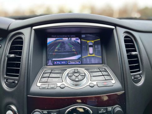 Used 2017 INFINITI QX50 AWD w/ Premium Plus Package image 19