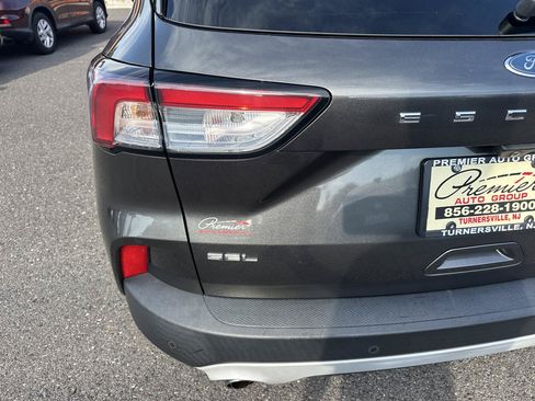 Used 2020 Ford Escape SEL AWD/4WD image 25