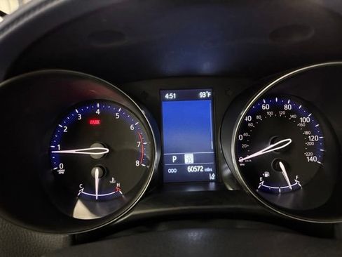 Used 2022 Toyota C-HR XLE FWD image 17