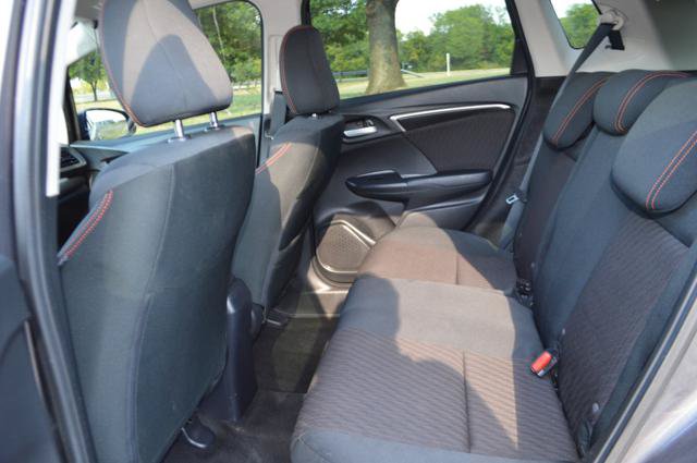 Used 2018 Honda Fit Sport image 22