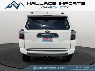 Used 2018 Toyota 4Runner TRD Off-Road Premium AWD/4WD video 4