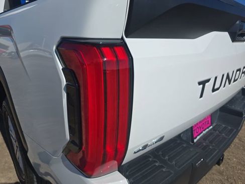 Used 2025 Toyota Tundra SR5 w/ SR5 Premium Package image 32