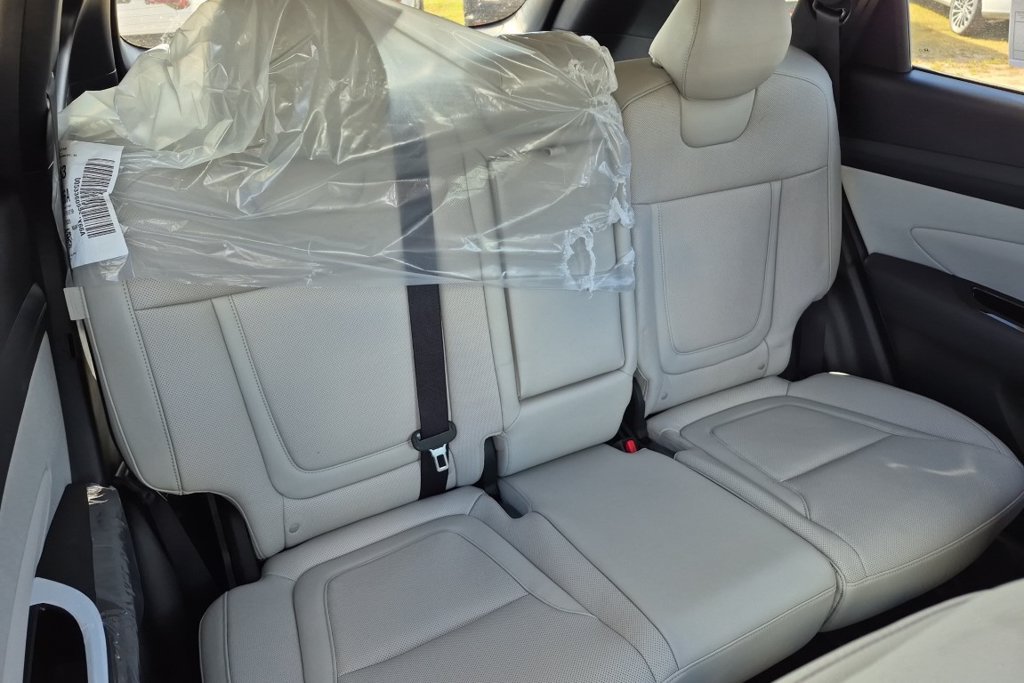 New 2026 Hyundai Tucson Limited FWD image 19