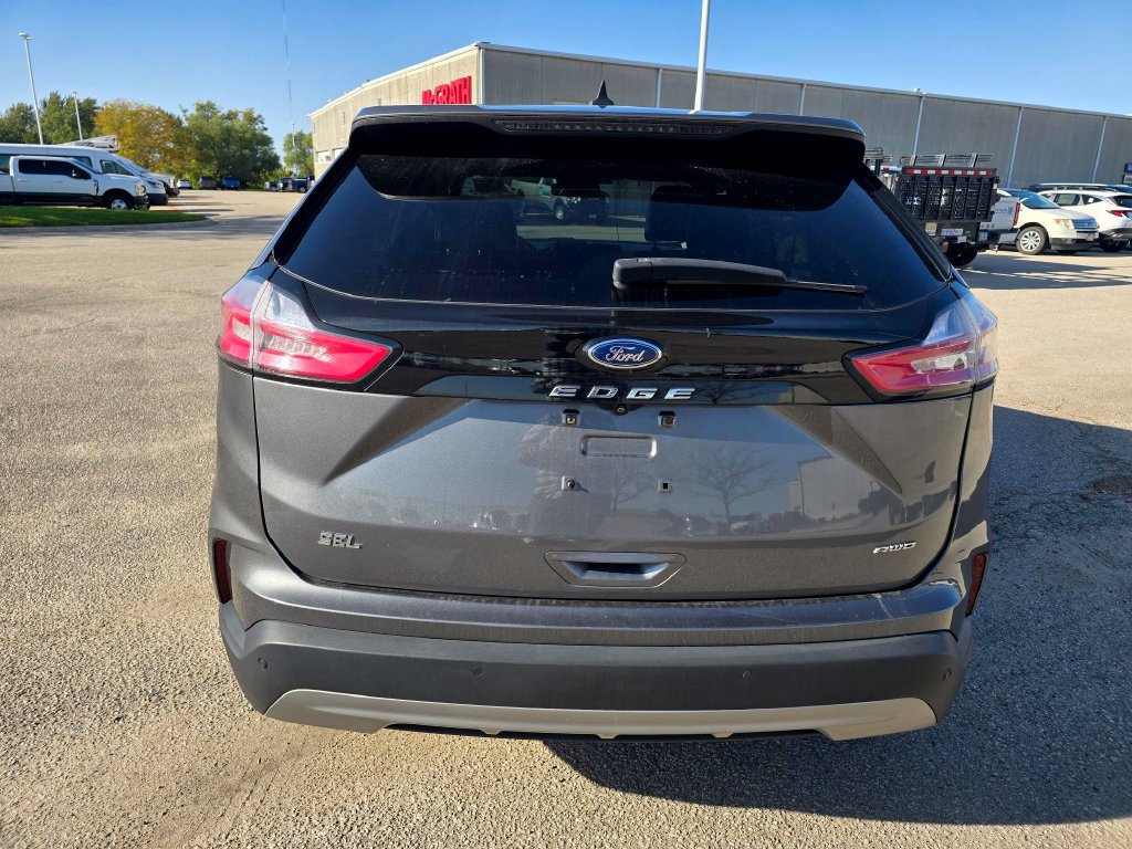 Used 2022 Ford Edge SEL AWD/4WD image 6