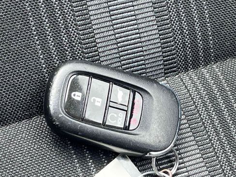 Used 2022 Honda Civic Sport image 4