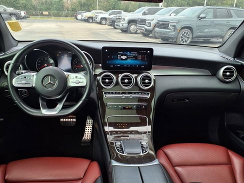 Used 2022 Mercedes-Benz GLC 300 image 3