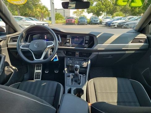 Used 2023 Volkswagen Jetta Sport FWD image 2