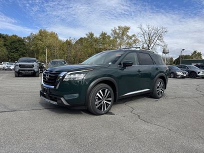 New 2025 Nissan Pathfinder Platinum