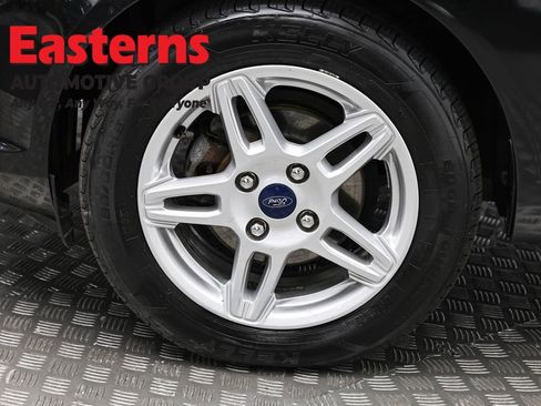 Used 2019 Ford Fiesta SE image 32