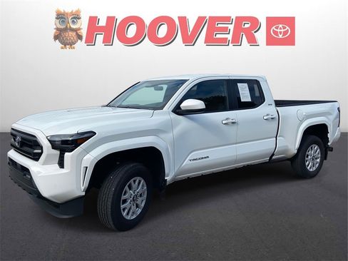 Used 2024 Toyota Tacoma SR5 image 6