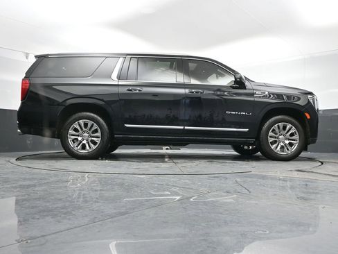 Used 2021 GMC Yukon XL Denali w/ Advanced Technology Package image 48