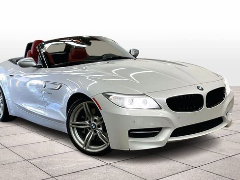 Used 2016 BMW Z4 sDrive35is image 2