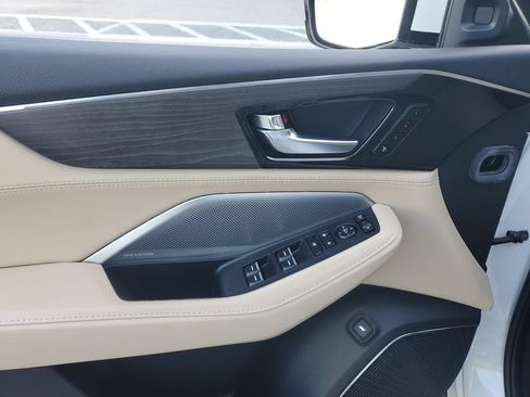 Certified 2025 Acura MDX SH-AWD w/ Advance Package image 25