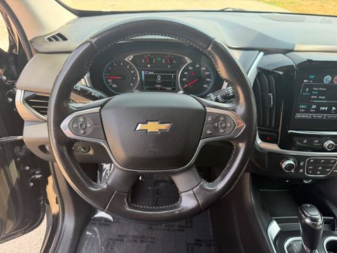 Used 2019 Chevrolet Traverse LT w/ LPO, Floor Liner Package AWD/4WD image 17