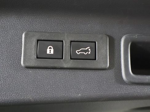 Used 2026 Subaru Forester Premium AWD/4WD image 47
