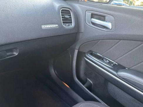 Used 2023 Dodge Charger R/T RWD image 41