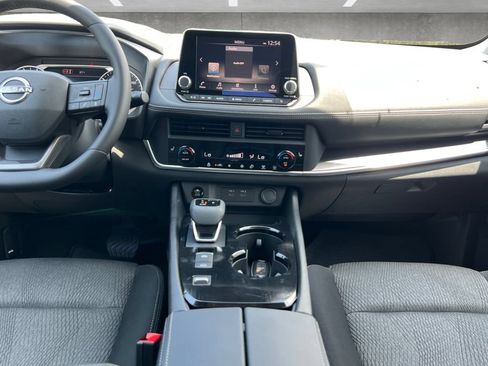 New 2026 Nissan Rogue SV w/ Cold Weather Package FWD image 4