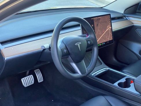 Used 2022 Tesla Model 3 Performance AWD/4WD image 10
