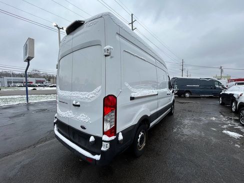Used 2019 Ford Transit 250 148 High Roof image 5