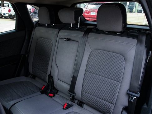 Used 2020 Ford Escape SE image 36