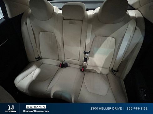 Used 2016 Maserati Ghibli RWD image 28