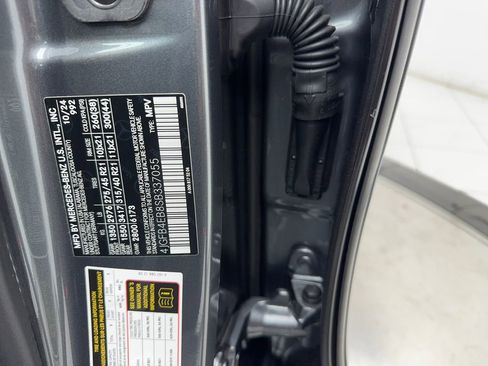 Used 2025 Mercedes-Benz GLE 350 4MATIC image 44