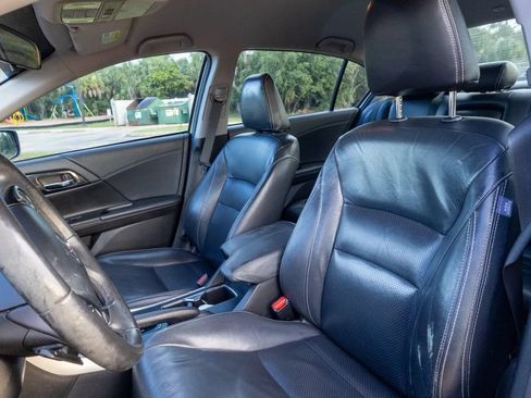 Used 2013 Honda Accord Sport image 5