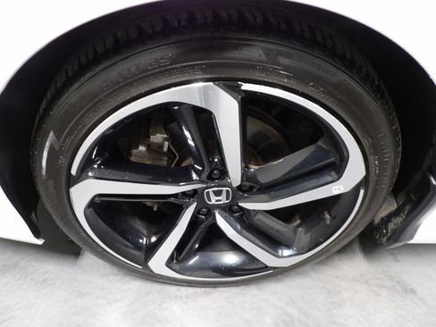 Used 2022 Honda Accord Sport image 25