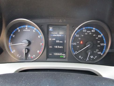 Used 2018 Toyota RAV4 Adventure AWD/4WD image 15