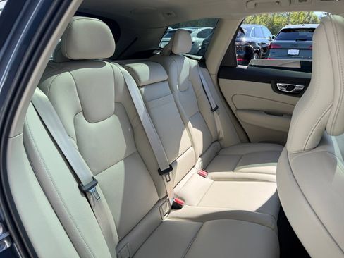 Used 2019 Volvo XC60 T5 Inscription AWD/4WD image 19