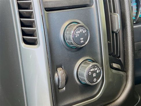 Used 2018 Chevrolet Silverado 1500 LT w/ All Star Edition image 14