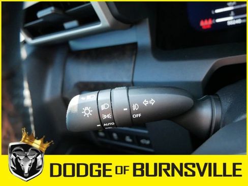 Used 2024 Toyota Tacoma Limited w/ Limited Package (LT) AWD/4WD image 29