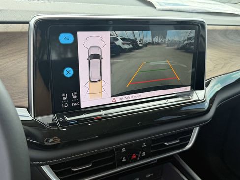 New 2026 Volkswagen Atlas SE image 19