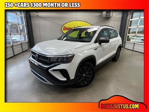 Used 2023 Volkswagen Taos S FWD image 1