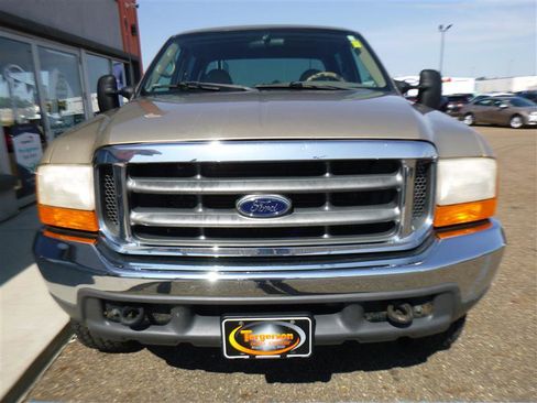 Used 2000 Ford F250 Lariat image 17
