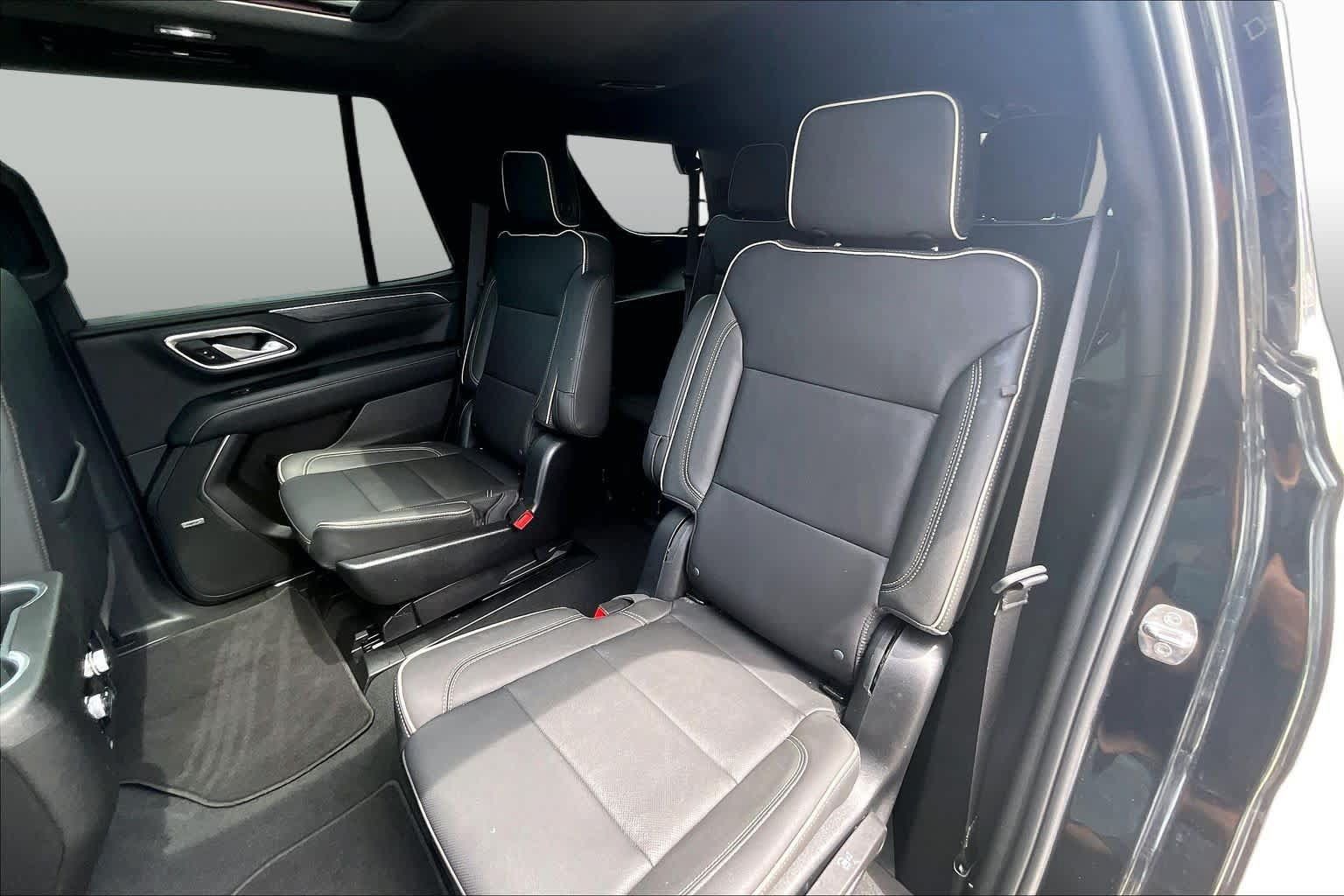 Used 2022 GMC Yukon SLT w/ SLT Premium Package RWD image 19
