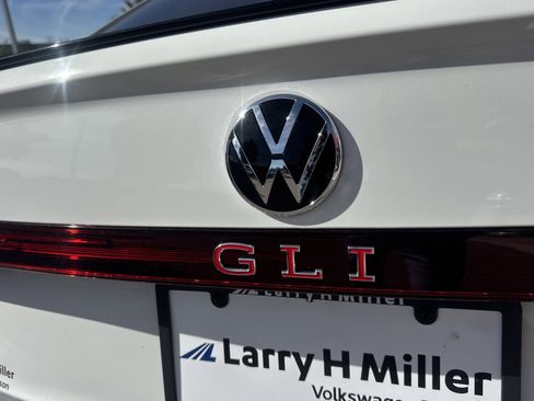 New 2026 Volkswagen Jetta GLI Autobahn image 6
