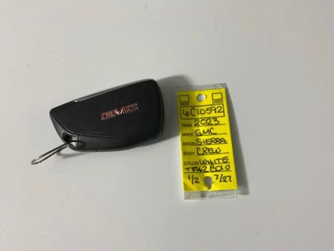 Used 2023 GMC Sierra 1500 Elevation w/ Preferred Package AWD/4WD image 43