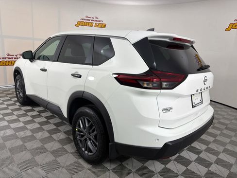 New 2026 Nissan Rogue S image 3