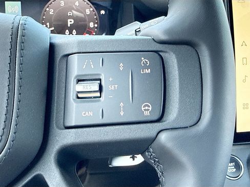 New 2026 Land Rover Defender 130 V8 AWD/4WD image 39