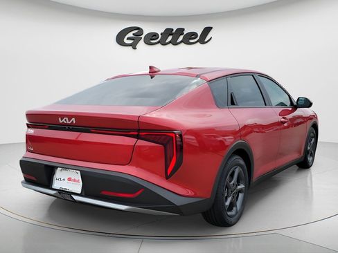 New 2025 Kia K4 FWD image 5
