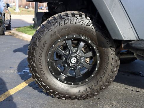 Used 2016 Jeep Wrangler Unlimited Sport AWD/4WD image 16